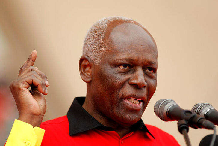 angola-:-vers-le-rapatriement-du-corps-d’eduardo-dos-santos